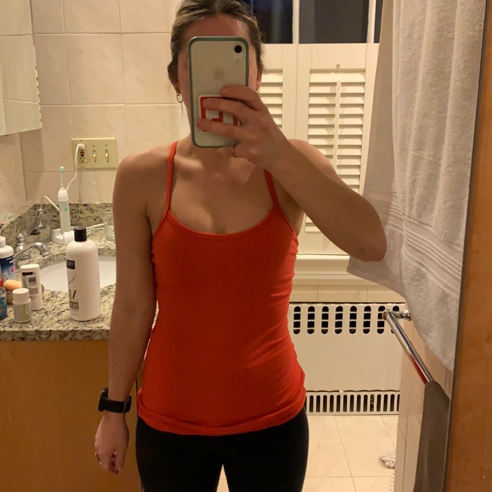 Lululemon yoga top
